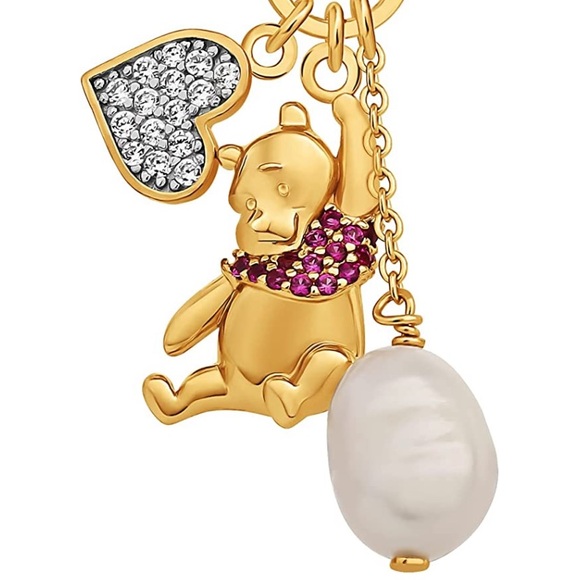 18k Disney Winnie the Pooh Pearl Charm Necklace - Picture 1 of 7